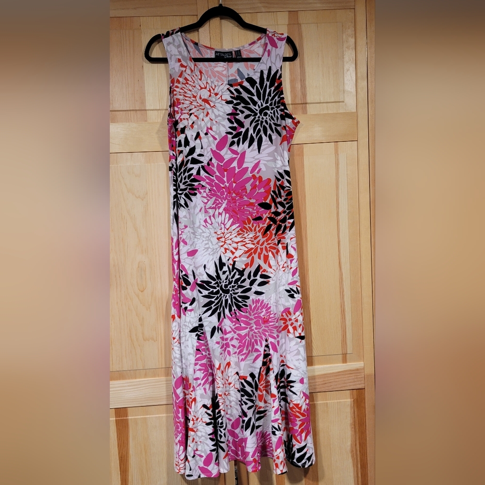 Attitudes by Renee Floral Sleeveless Dress Size LP